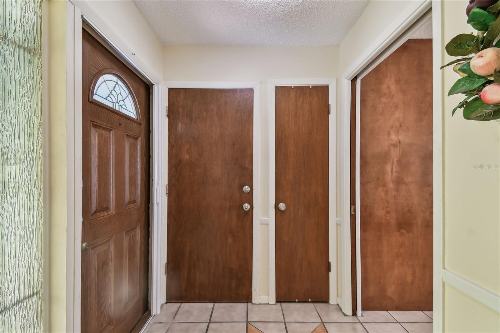 Image 3 of 56 For 6004 10th Ave W