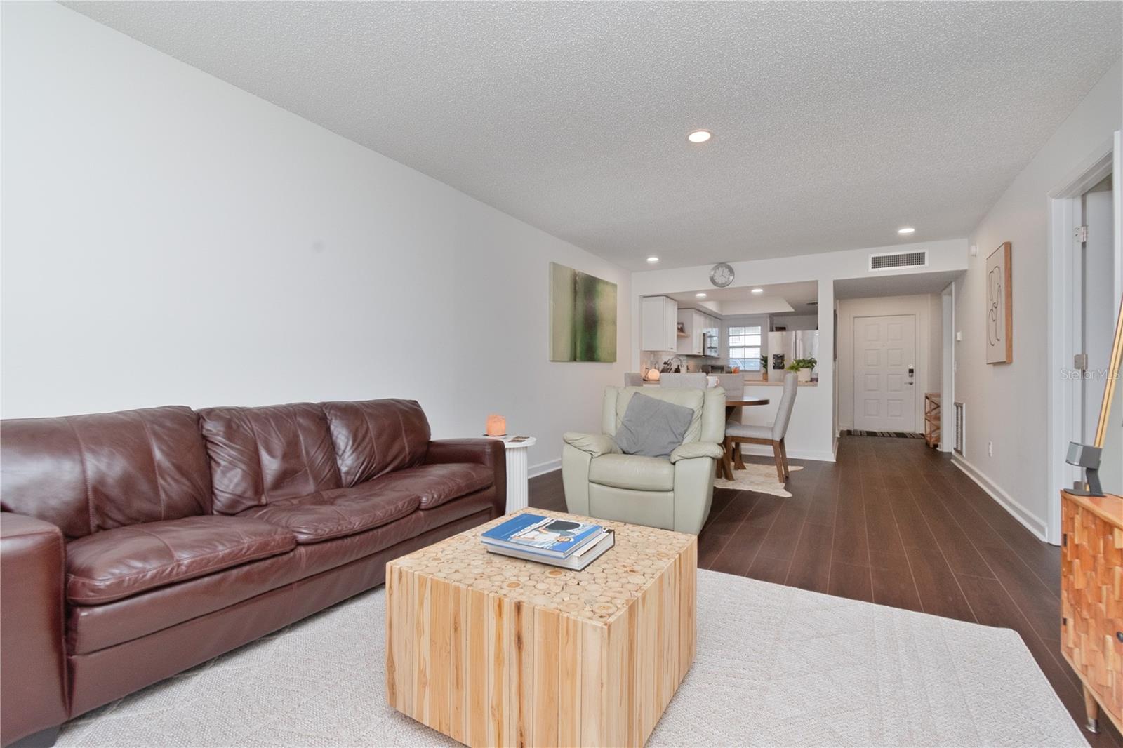 Image 14 of 40 For 3810 Oak Drive N61