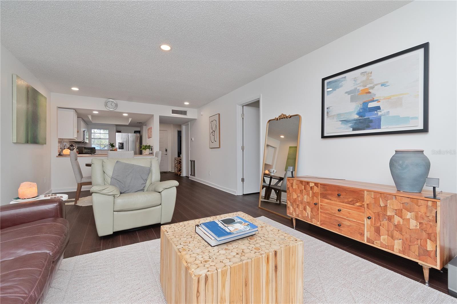 Image 15 of 40 For 3810 Oak Drive N61