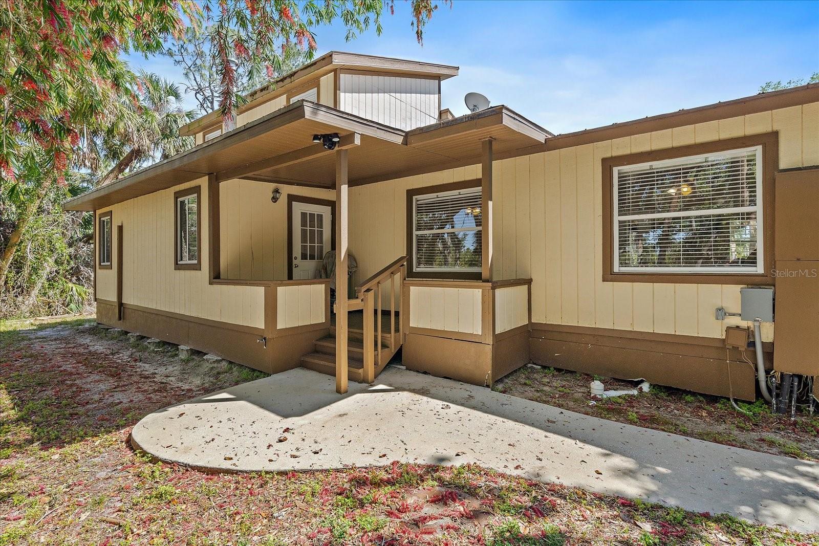 Image 23 of 92 For 8200 Ibis Street