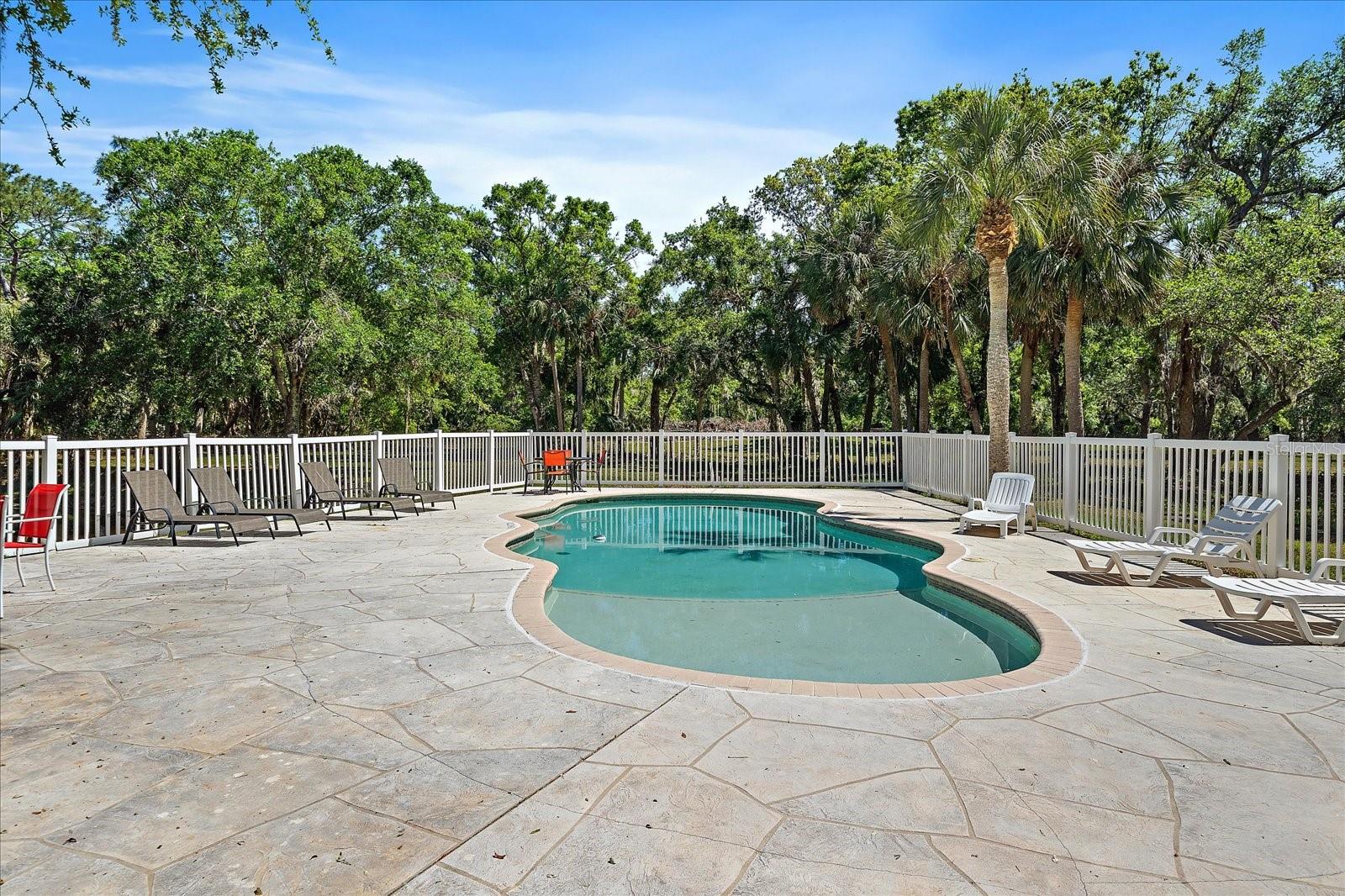 Image 38 of 92 For 8200 Ibis Street