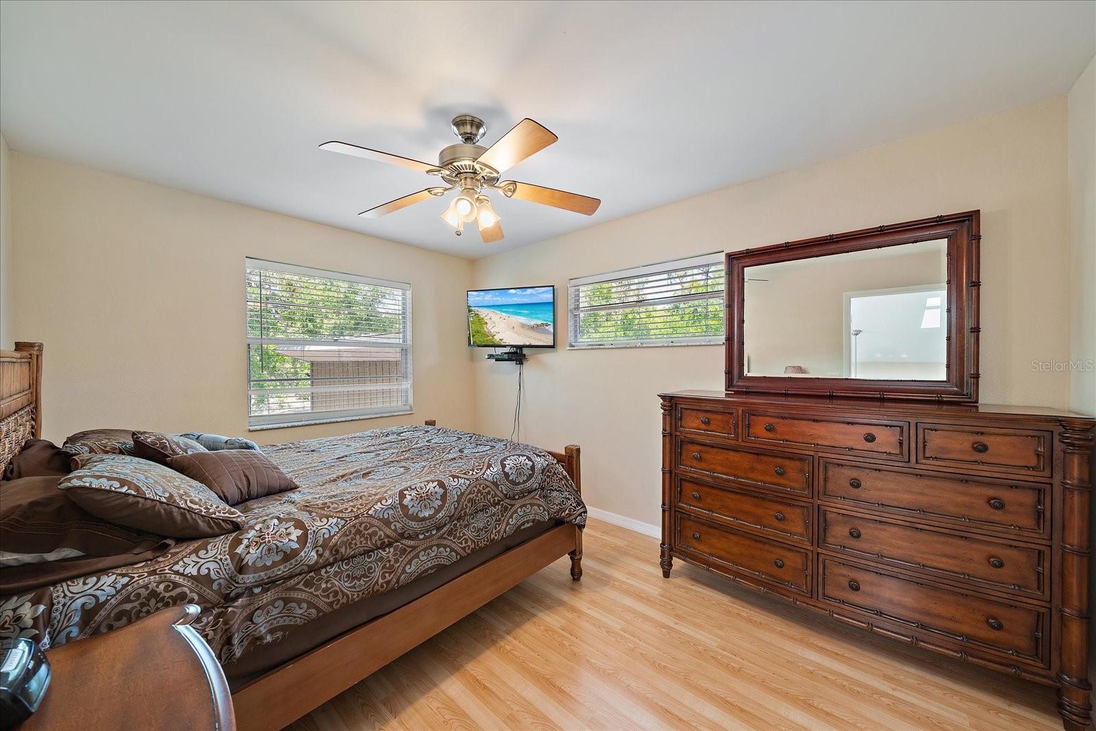 Image 41 of 92 For 8200 Ibis Street