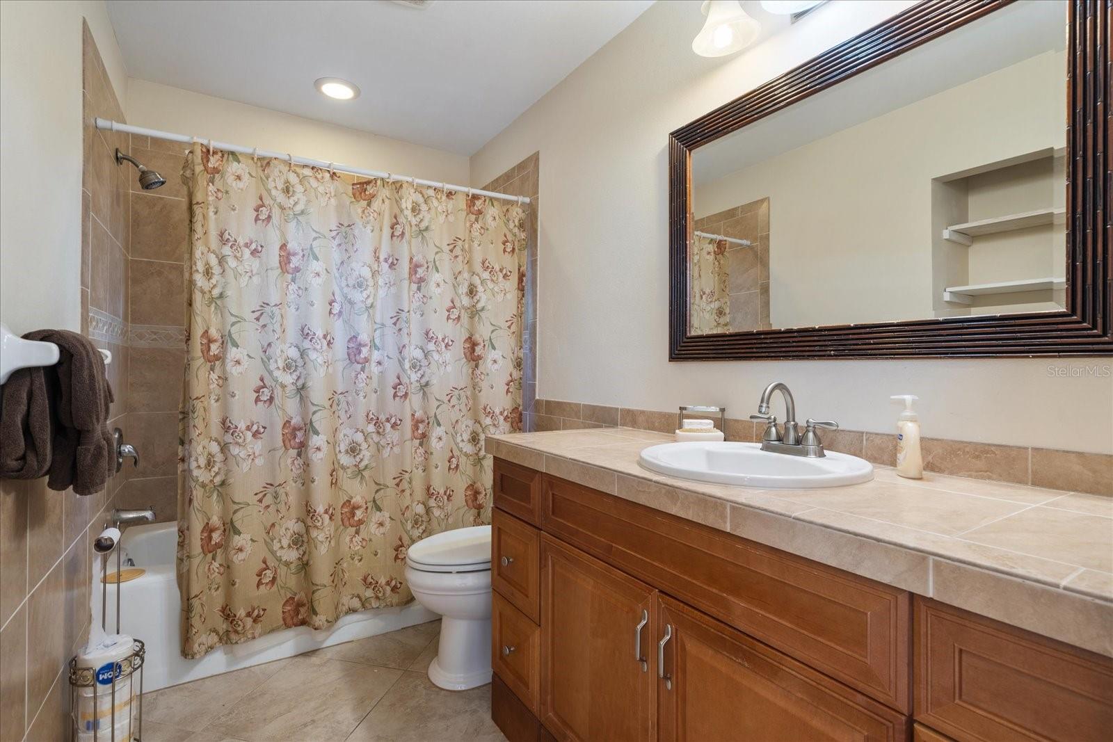 Image 42 of 92 For 8200 Ibis Street