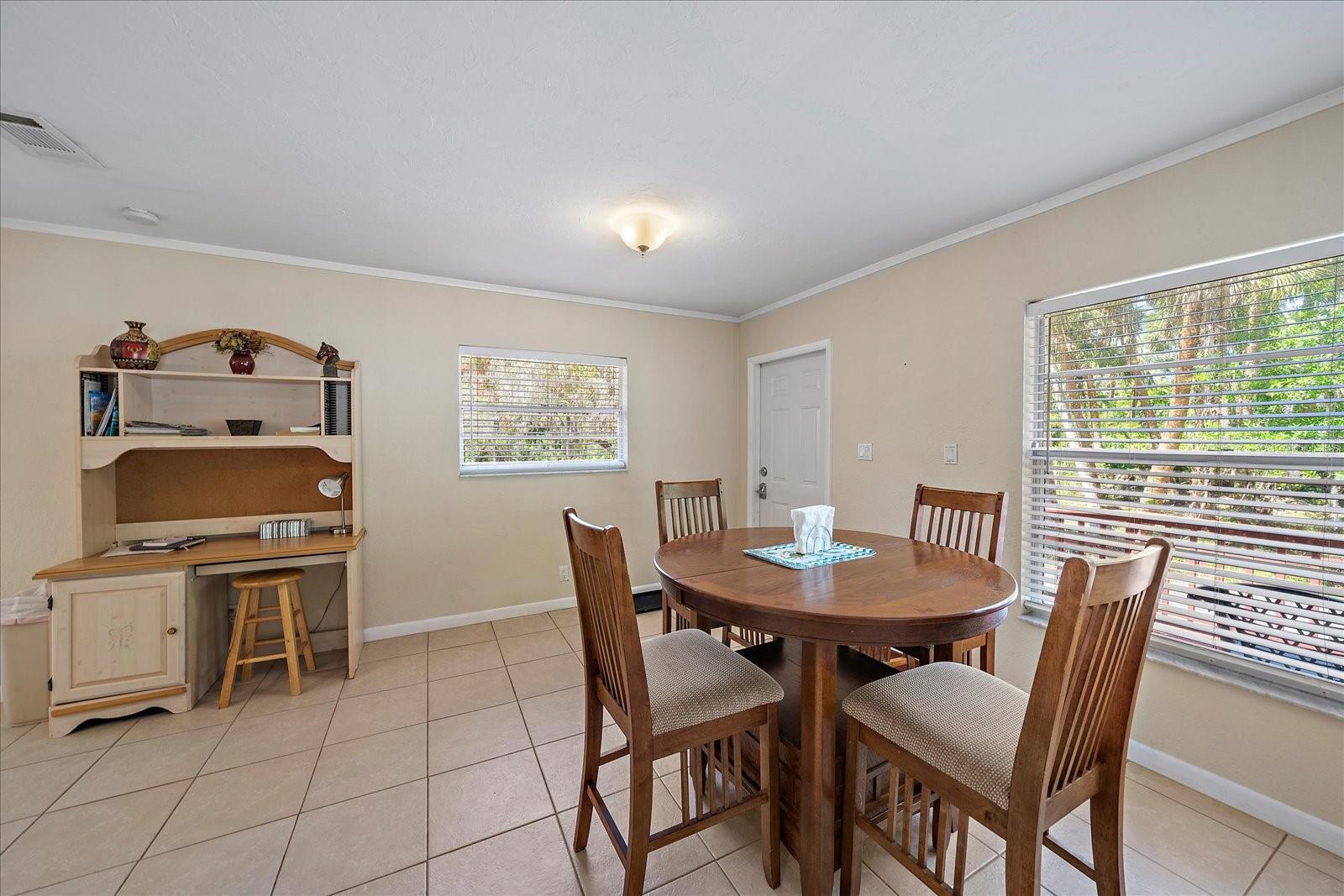 Image 55 of 92 For 8200 Ibis Street
