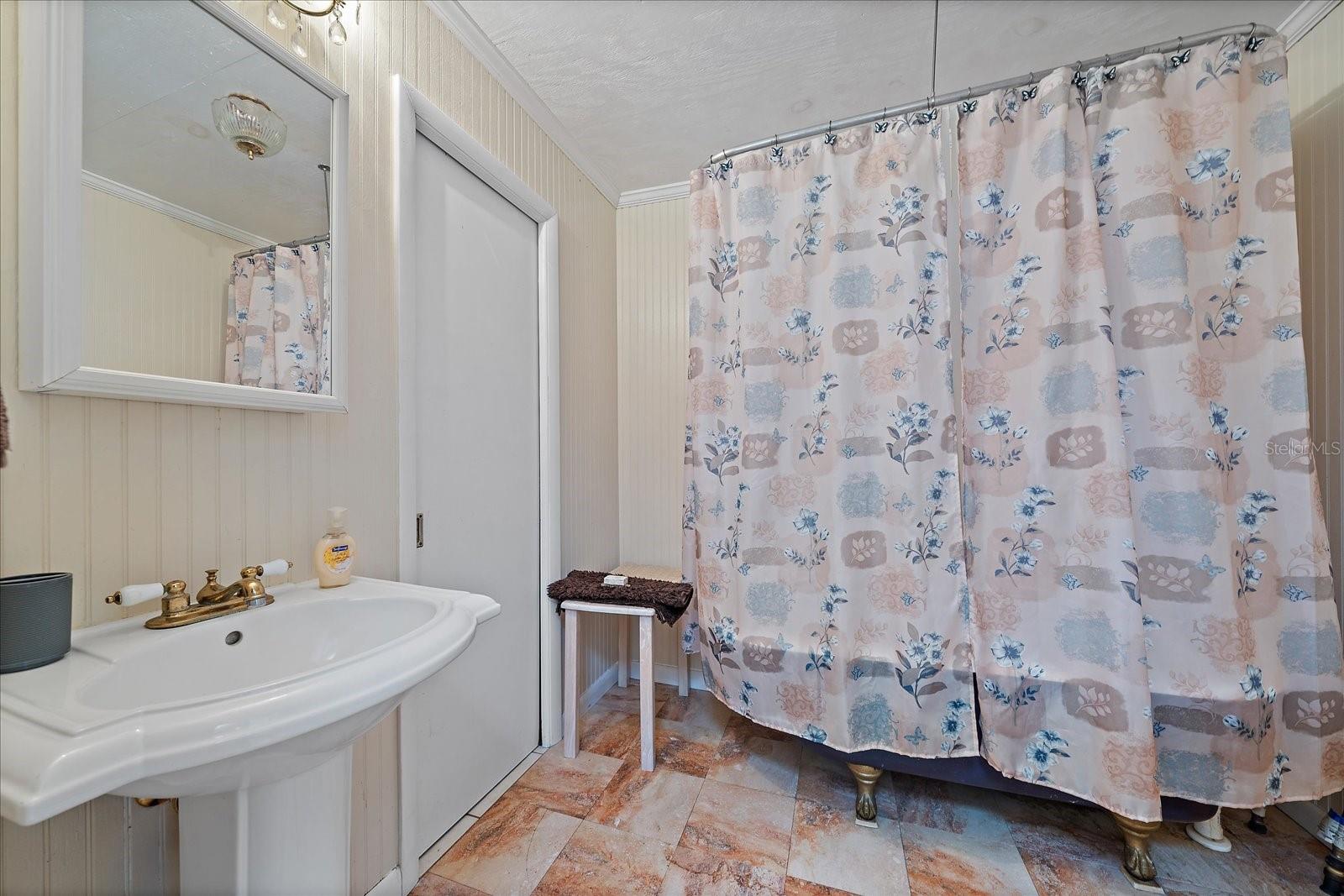 Image 74 of 92 For 8200 Ibis Street