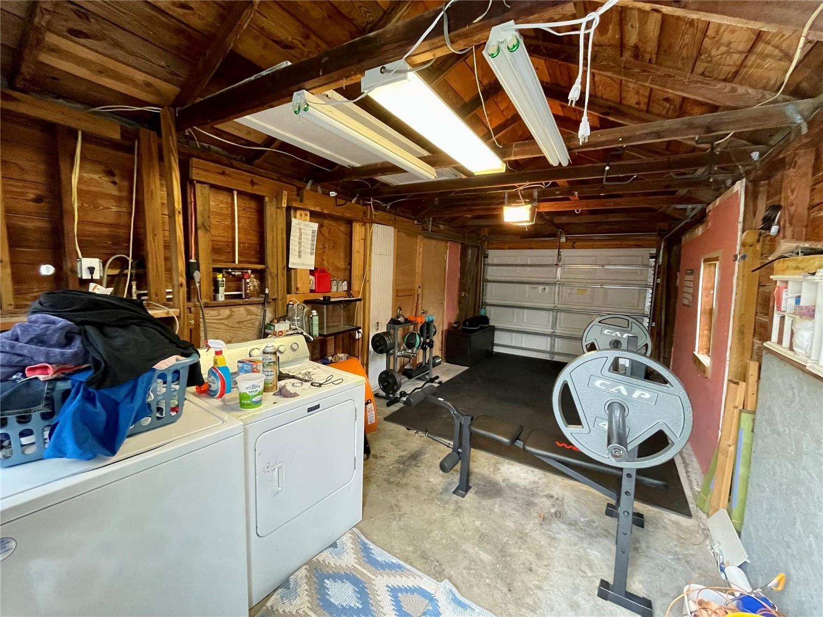Image 24 of 41 For 2120 8th Avenue W