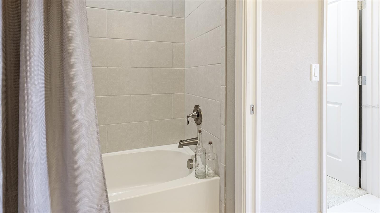 Image 31 of 54 For 6111 Horse Mill Place