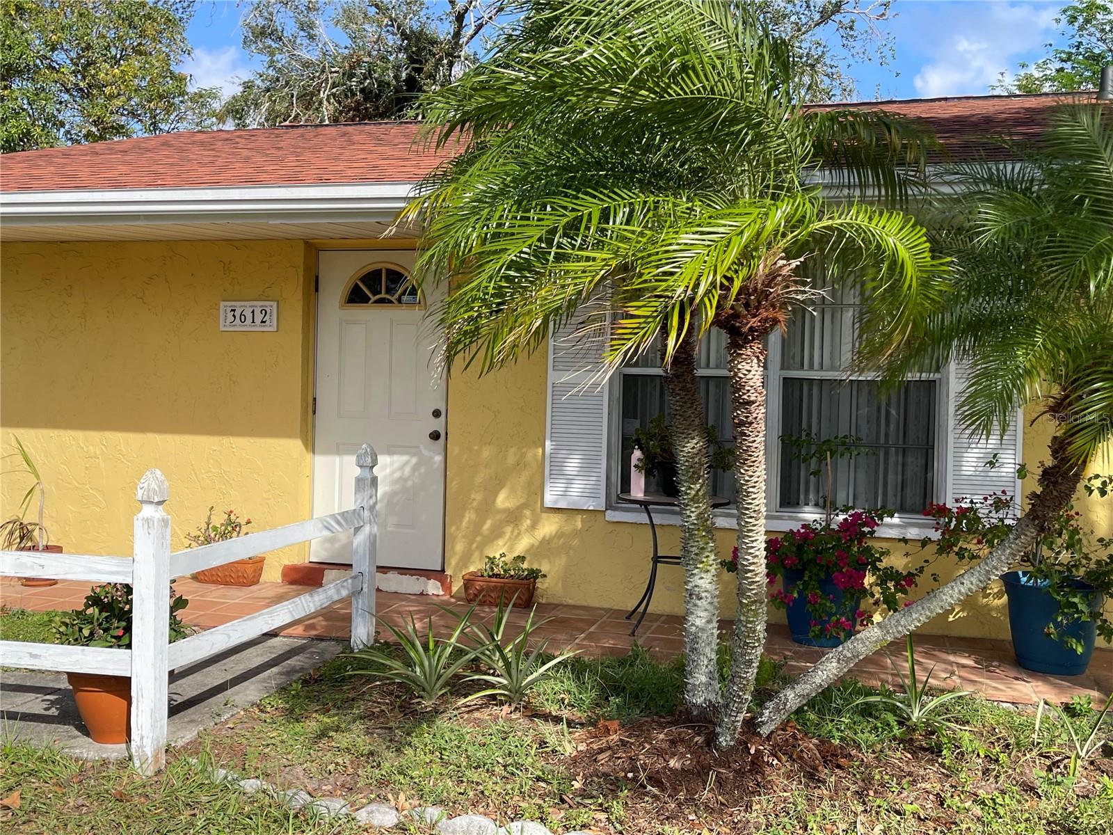 Image 3 of 14 For 3612 27th Avenue W