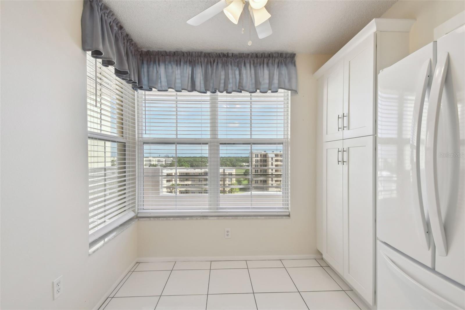 Image 16 of 42 For 4460 Fairways Blvd #604 Boulevard 604