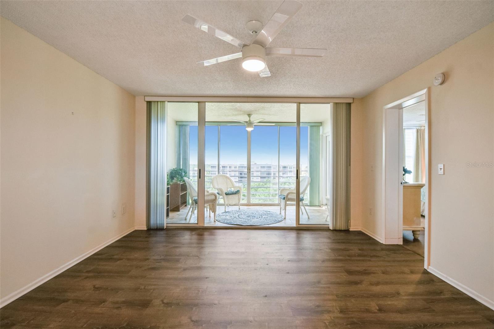 Image 24 of 42 For 4460 Fairways Blvd #604 Boulevard 604