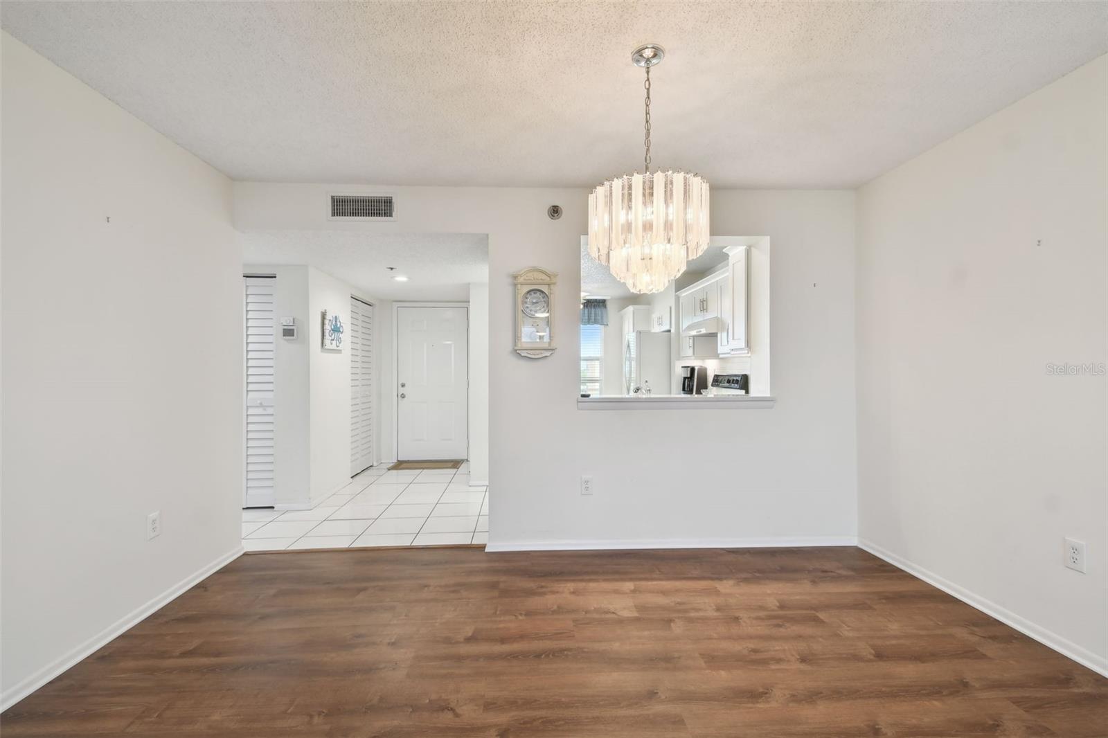 Image 25 of 42 For 4460 Fairways Blvd #604 Boulevard 604