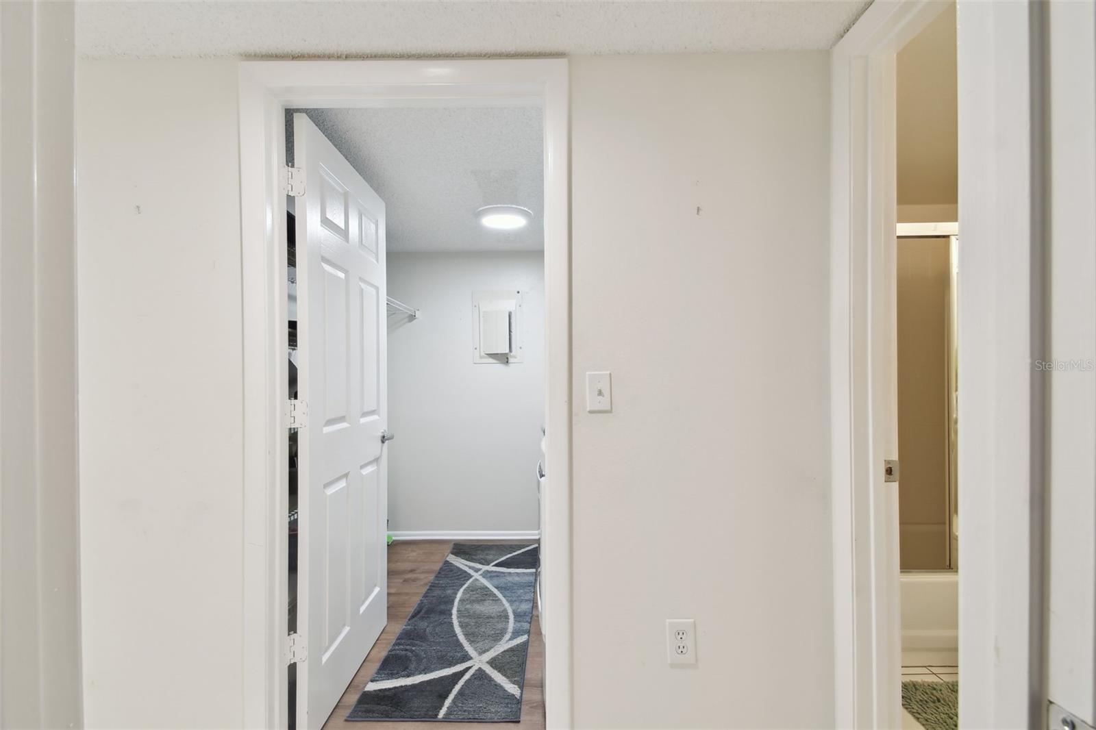Image 7 of 42 For 4460 Fairways Blvd #604 Boulevard 604