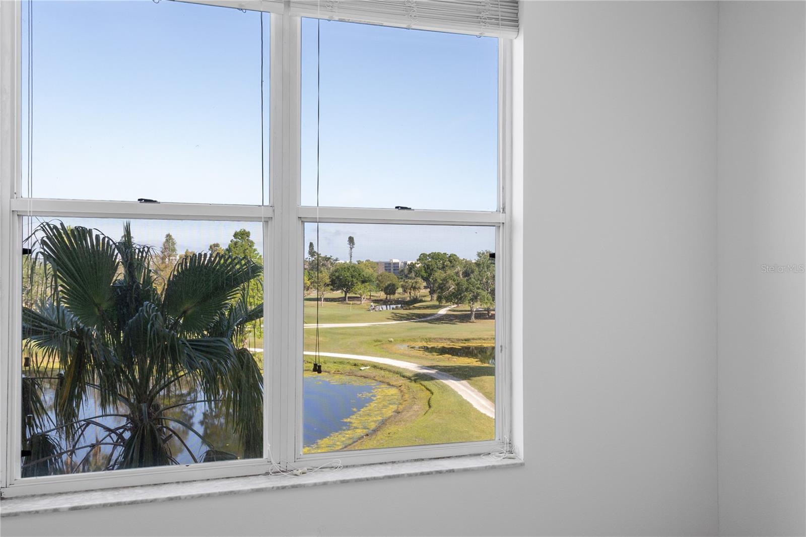 Image 14 of 39 For 4570 Pinebrook Circle 406