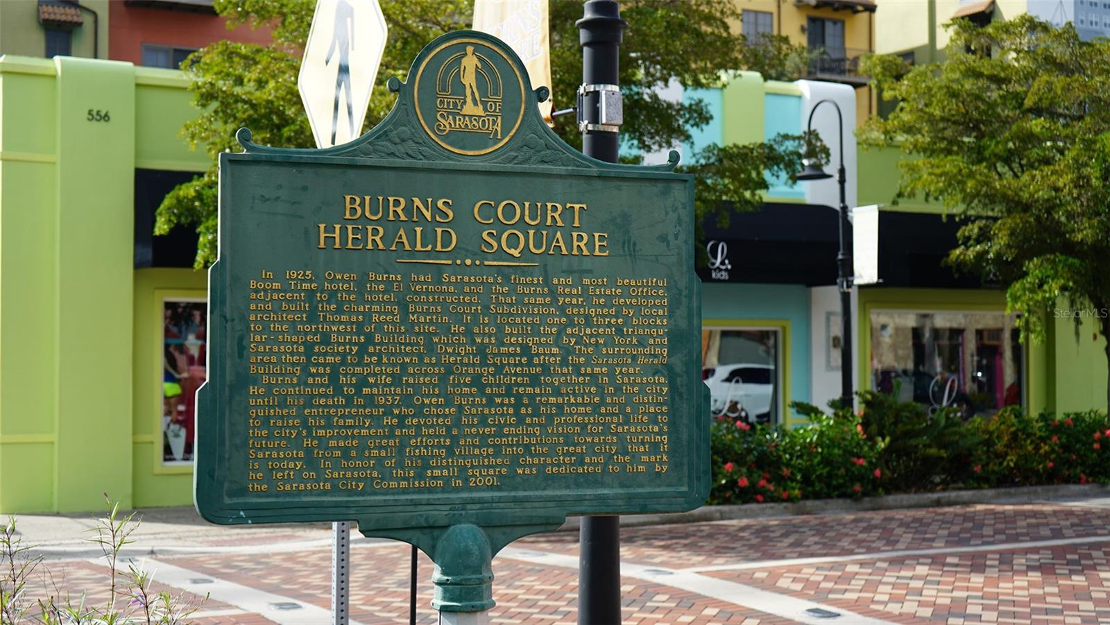 Image 35 of 39 For 446 Burns Court