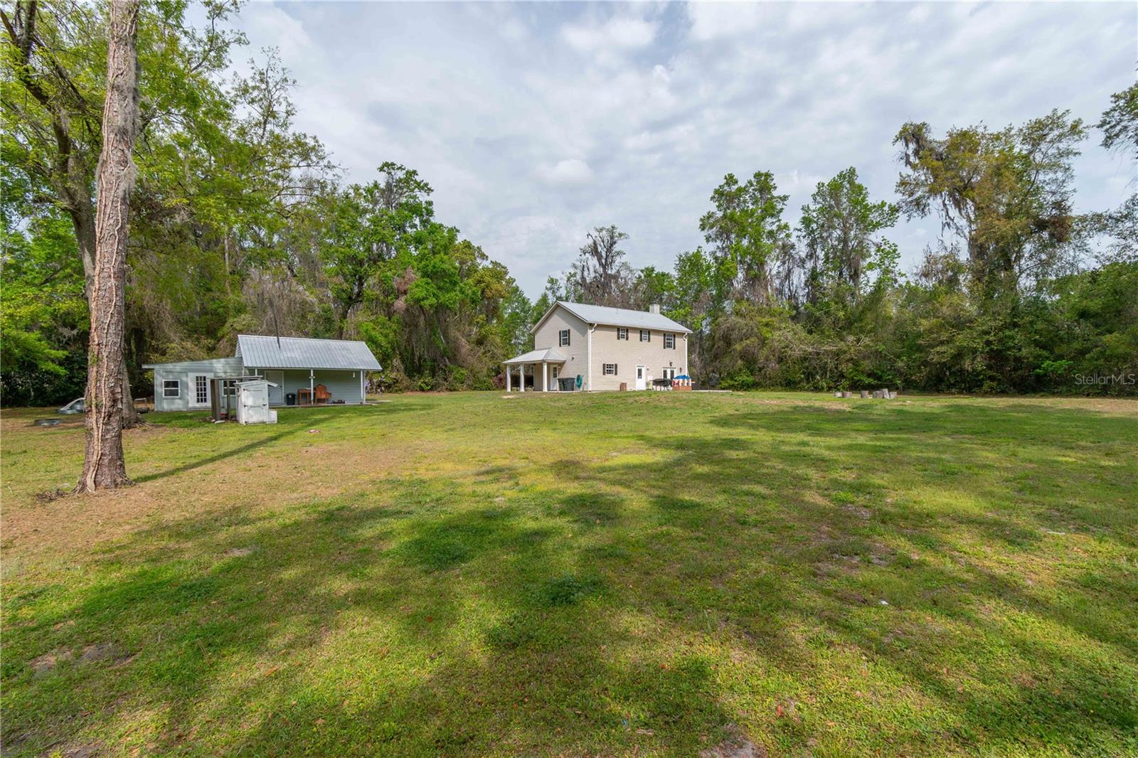 Image 15 of 56 For 3333 3rd Avenue