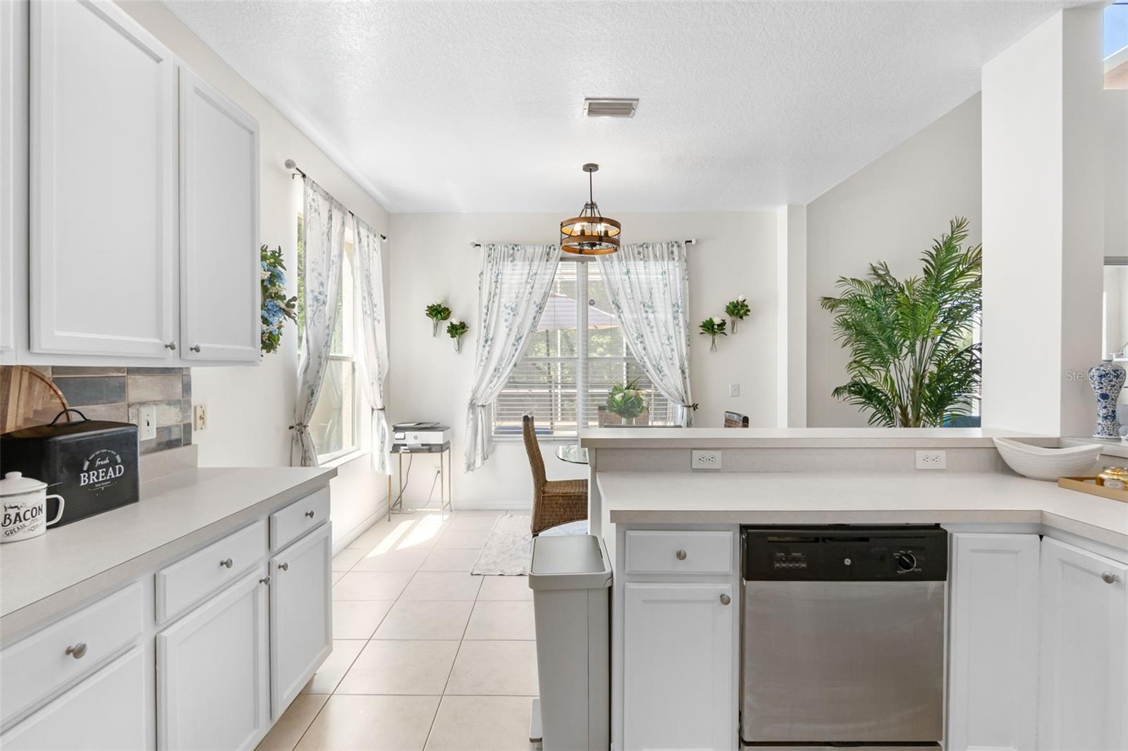 Image 14 of 60 For 5915 43rd Court E