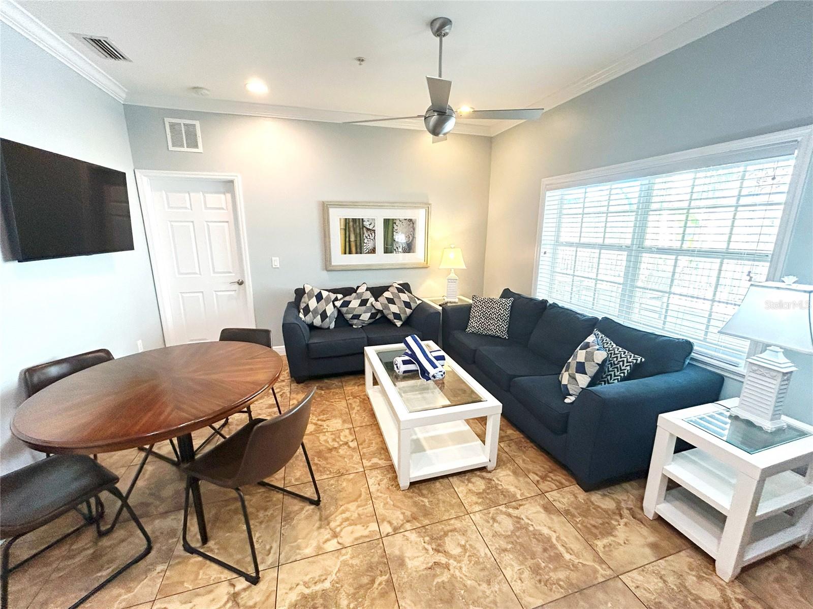 Image 4 of 34 For 1020 Sun N Sea Drive 104b