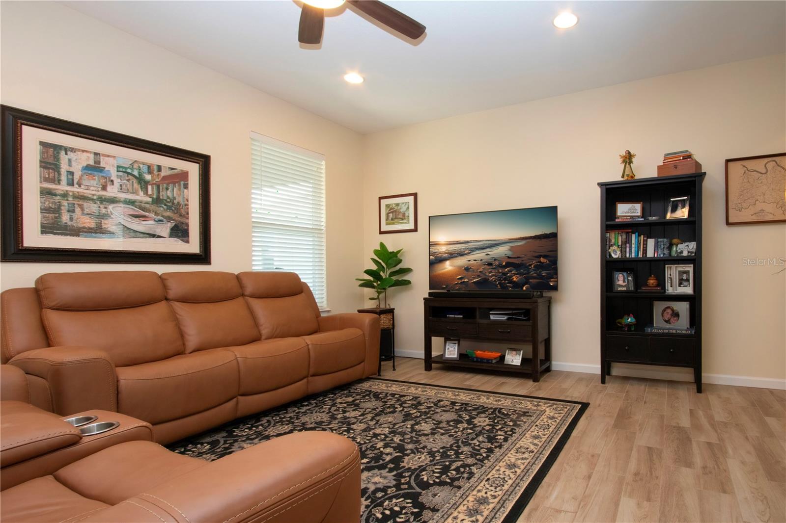 Image 8 of 32 For 5252 Bentgrass Way