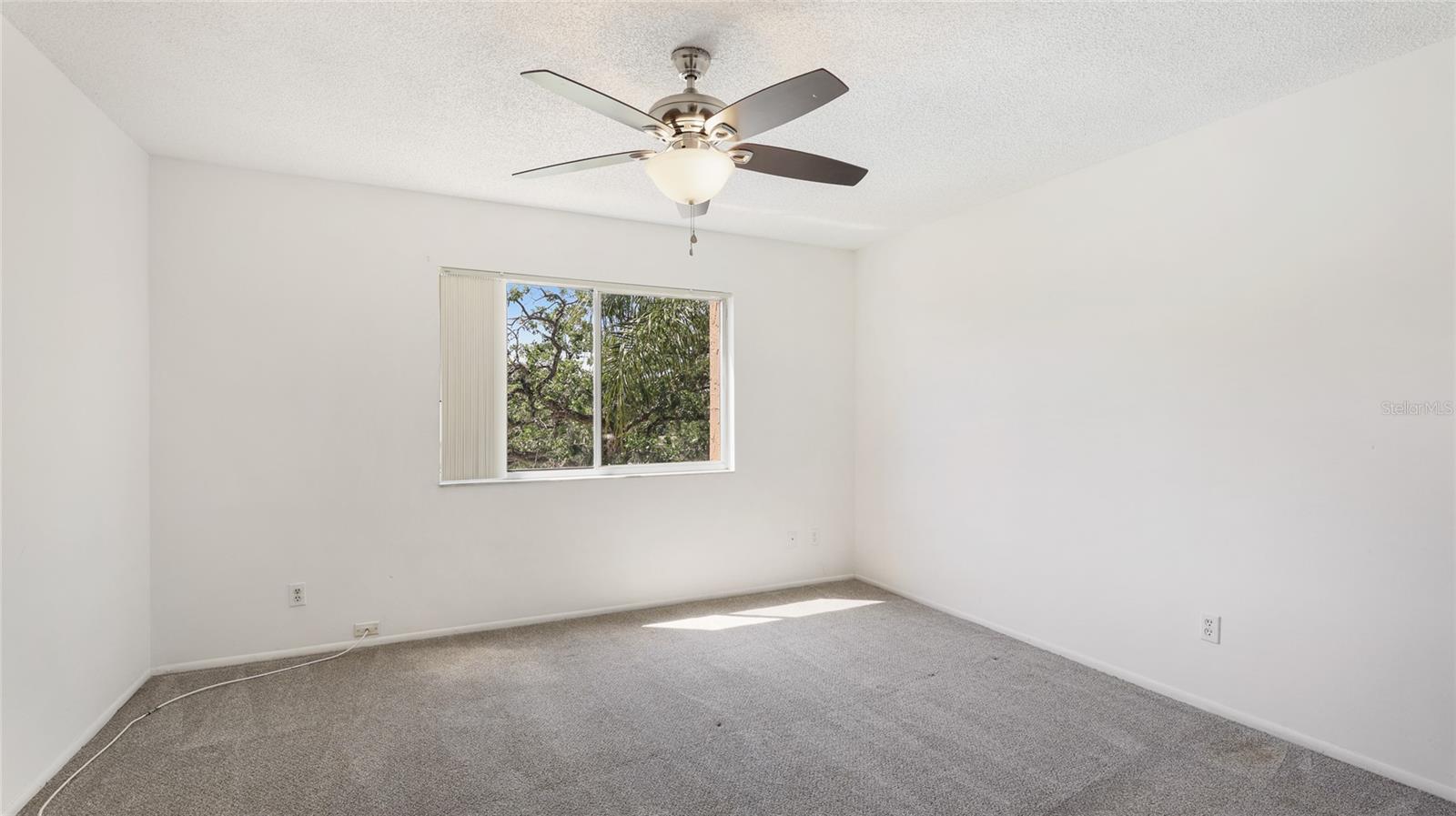 Image 12 of 28 For 1330 Glen Oaks Drive E 374d