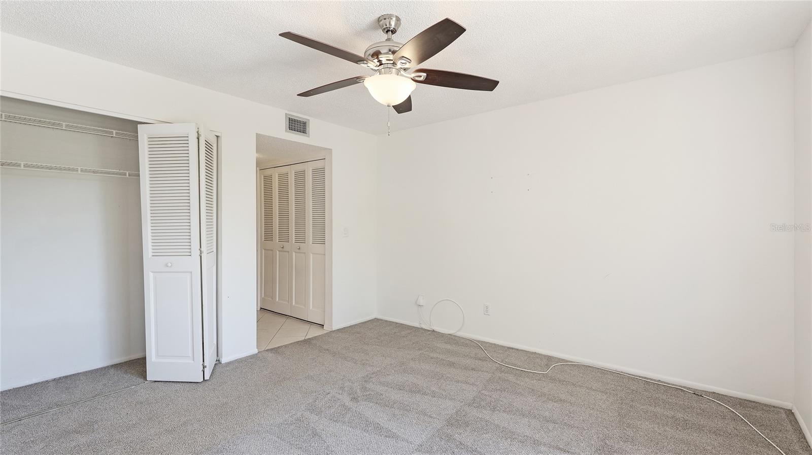 Image 14 of 28 For 1330 Glen Oaks Drive E 374d