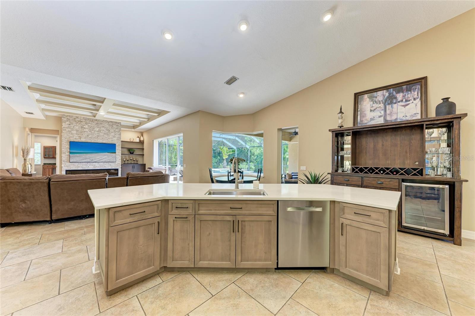 Image 38 of 69 For 7913 Osprey Hammock Ct