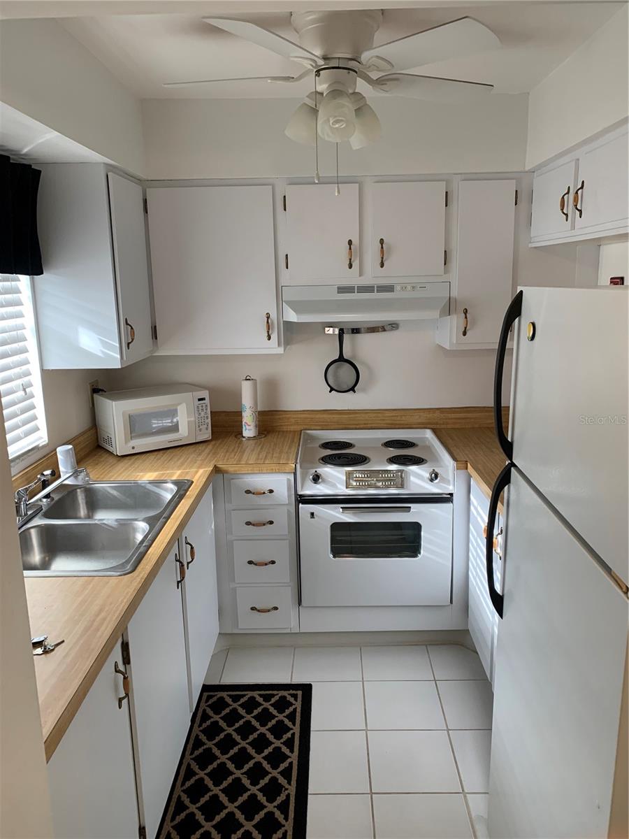 Image 3 of 26 For 4502 3rd Street Circle W 242