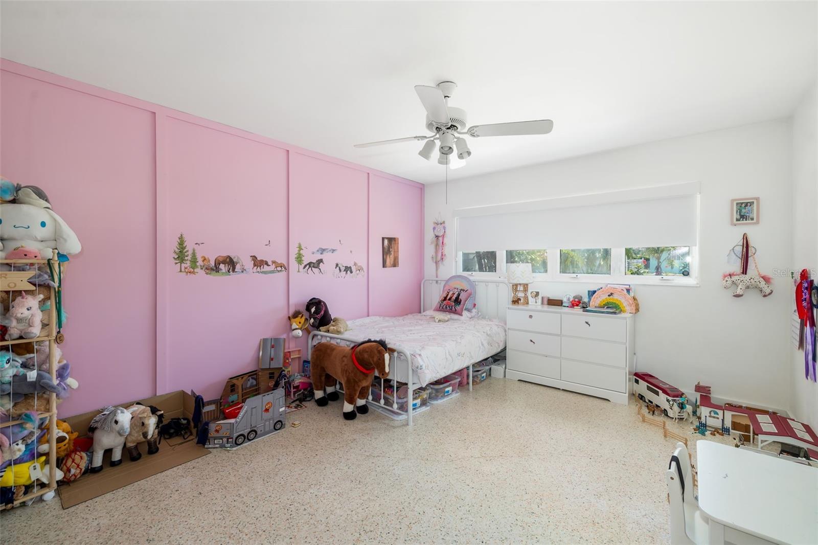 Image 18 of 53 For 2311 Sunnyside Place