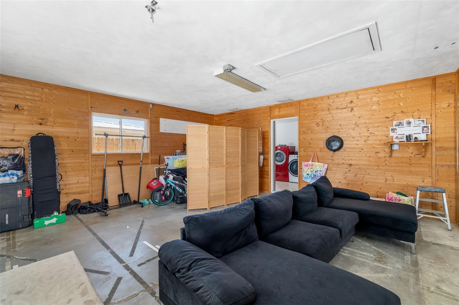 Image 23 of 53 For 2311 Sunnyside Place