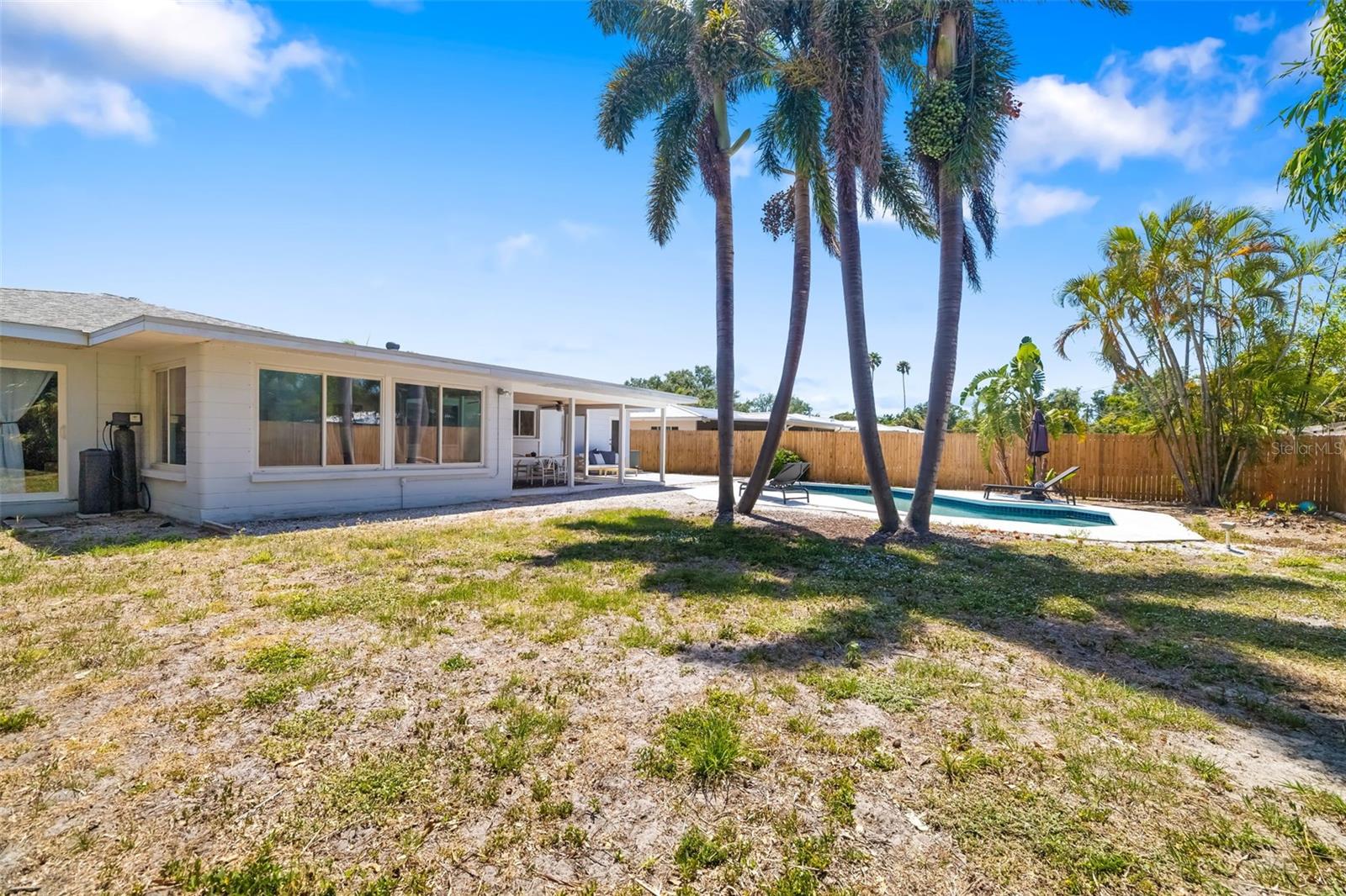 Image 34 of 53 For 2311 Sunnyside Place