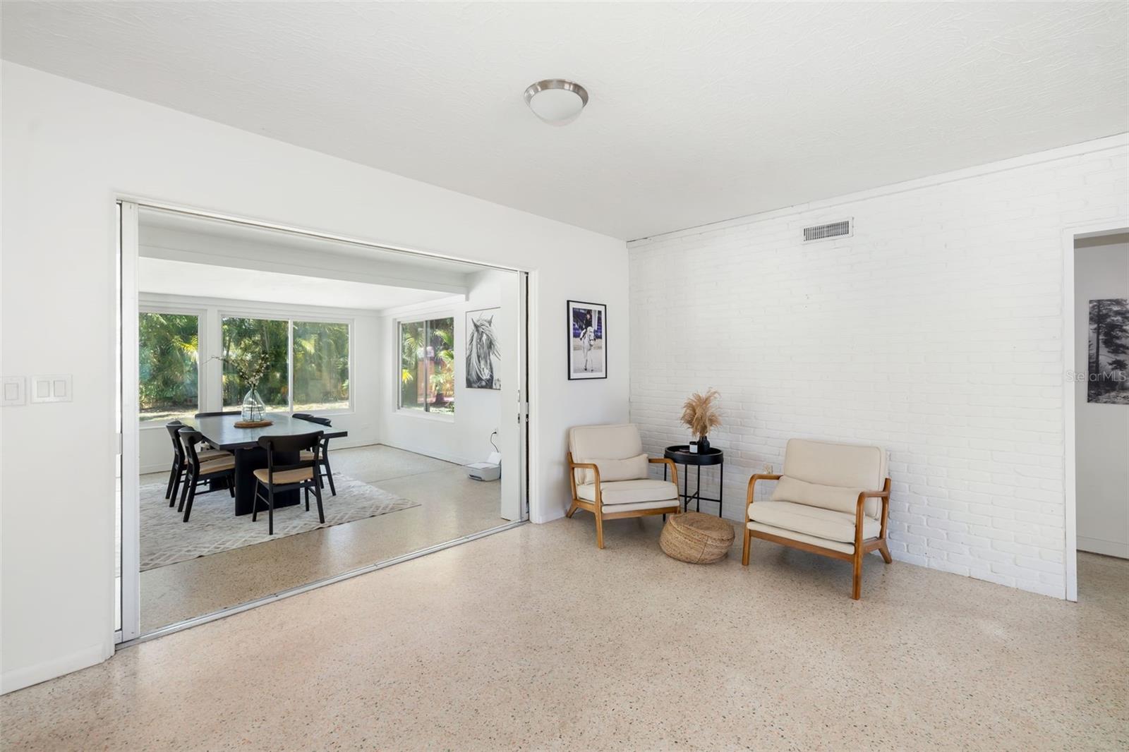 Image 5 of 53 For 2311 Sunnyside Place