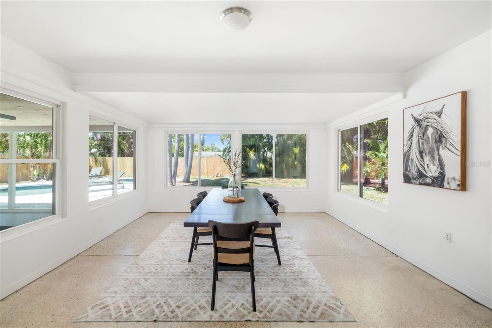 Image 6 of 53 For 2311 Sunnyside Place