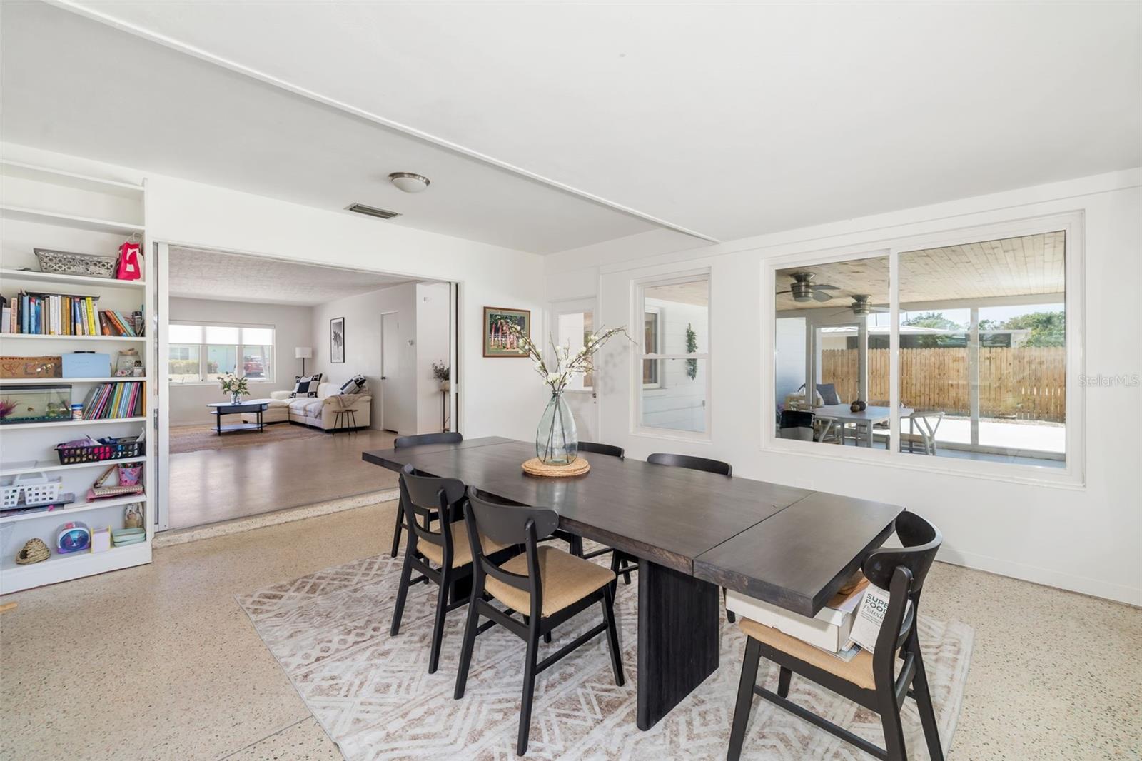 Image 7 of 53 For 2311 Sunnyside Place
