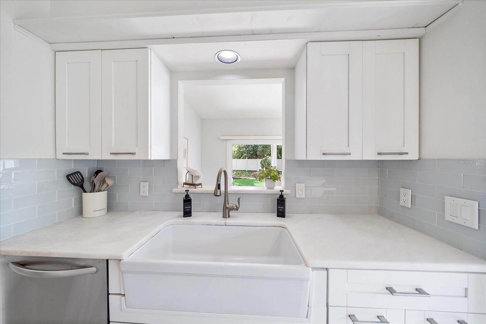 Image 14 of 40 For 1046 Greystone Lane