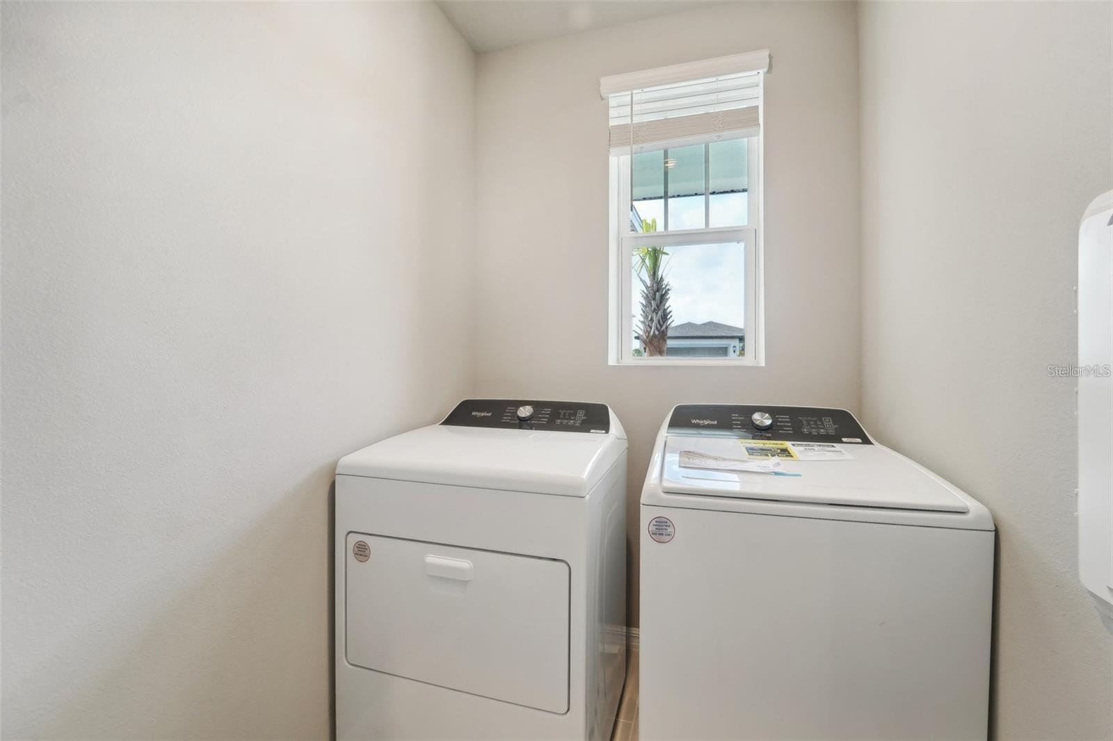 Image 16 of 18 For 109 Whiteland Bend