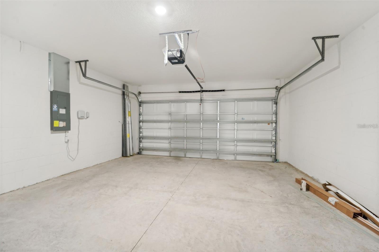Image 17 of 18 For 109 Whiteland Bend
