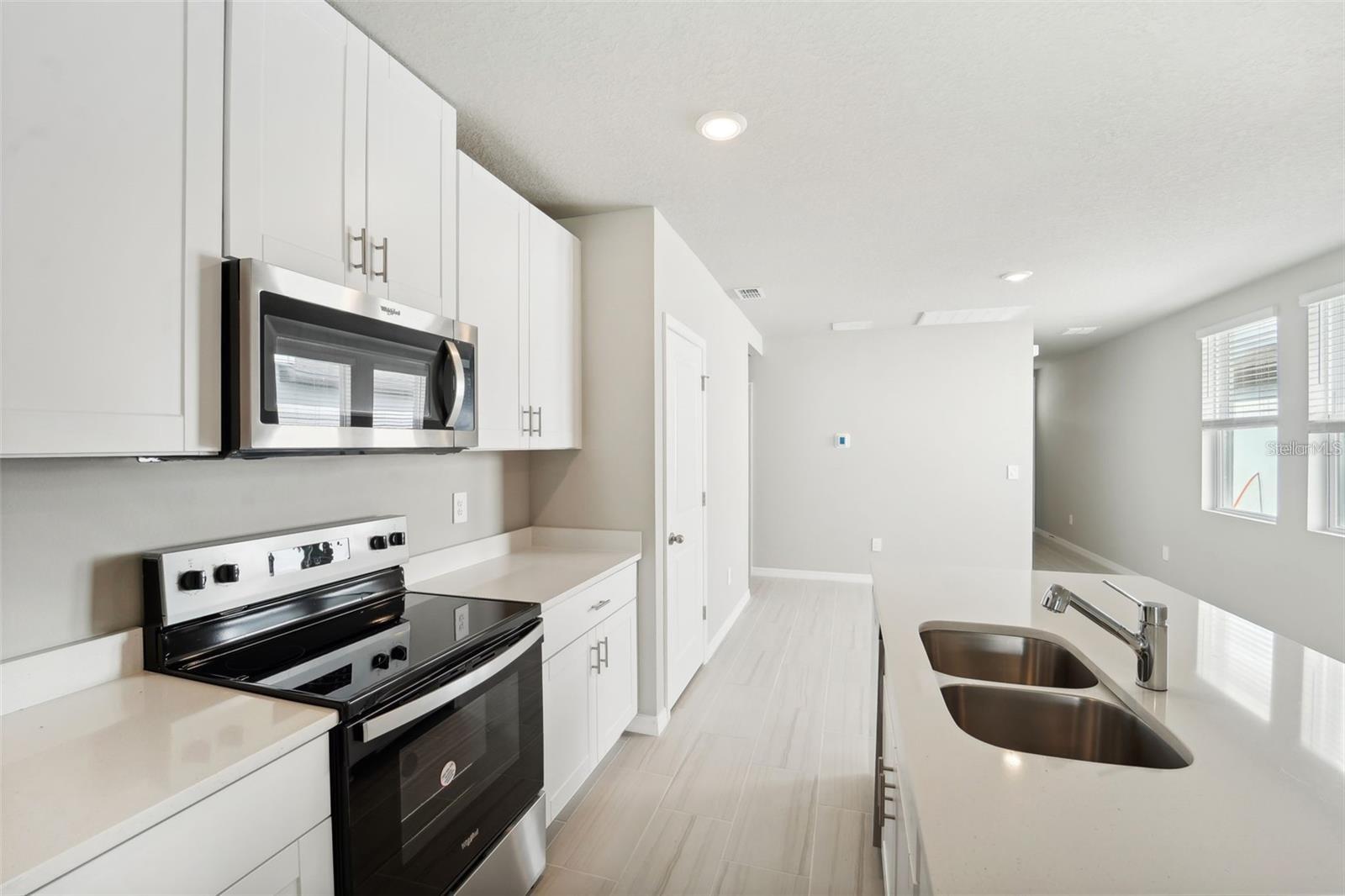Image 2 of 18 For 109 Whiteland Bend