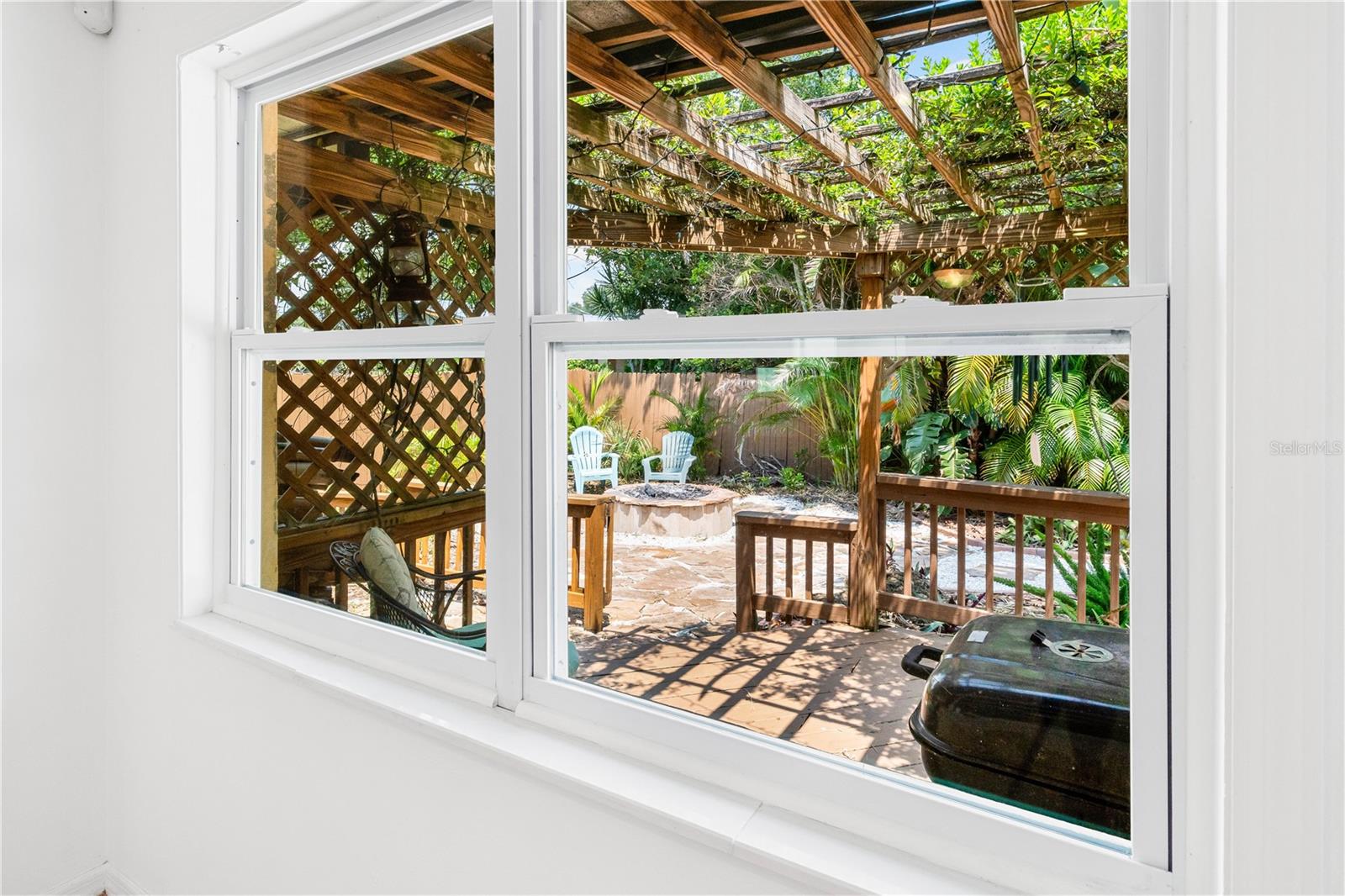 Image 12 of 49 For 3709 Alden Way
