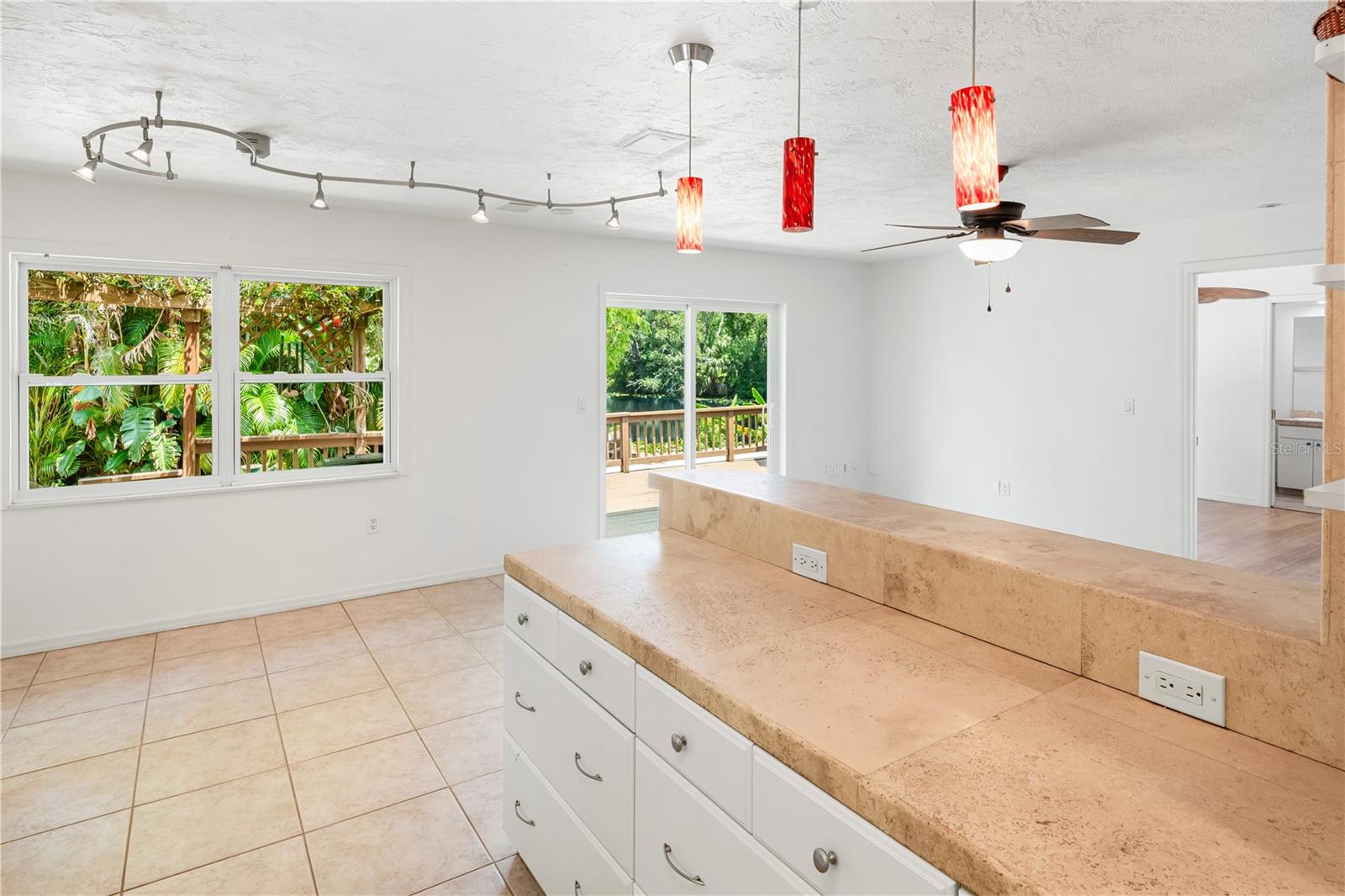Image 15 of 49 For 3709 Alden Way