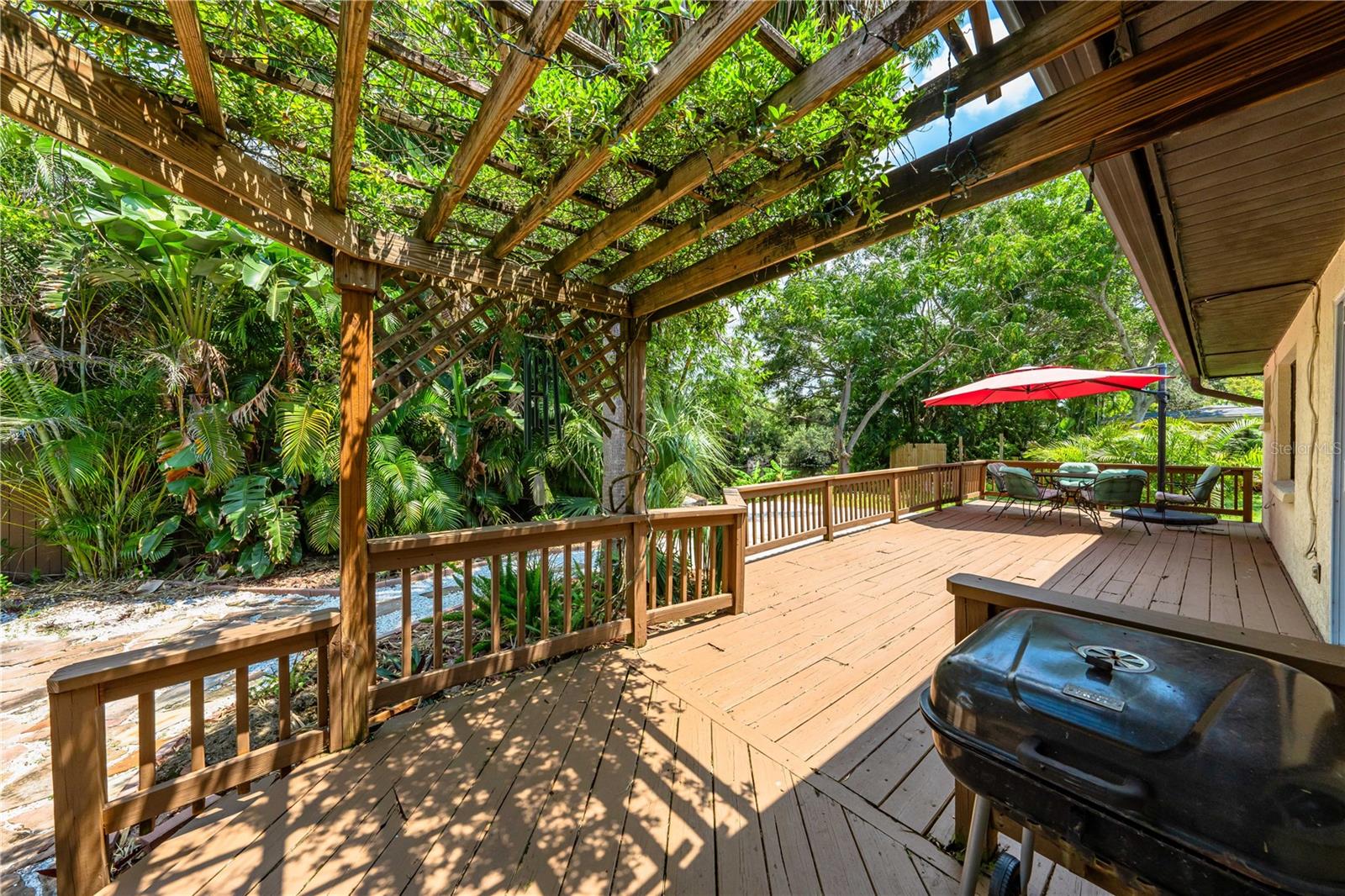 Image 36 of 49 For 3709 Alden Way