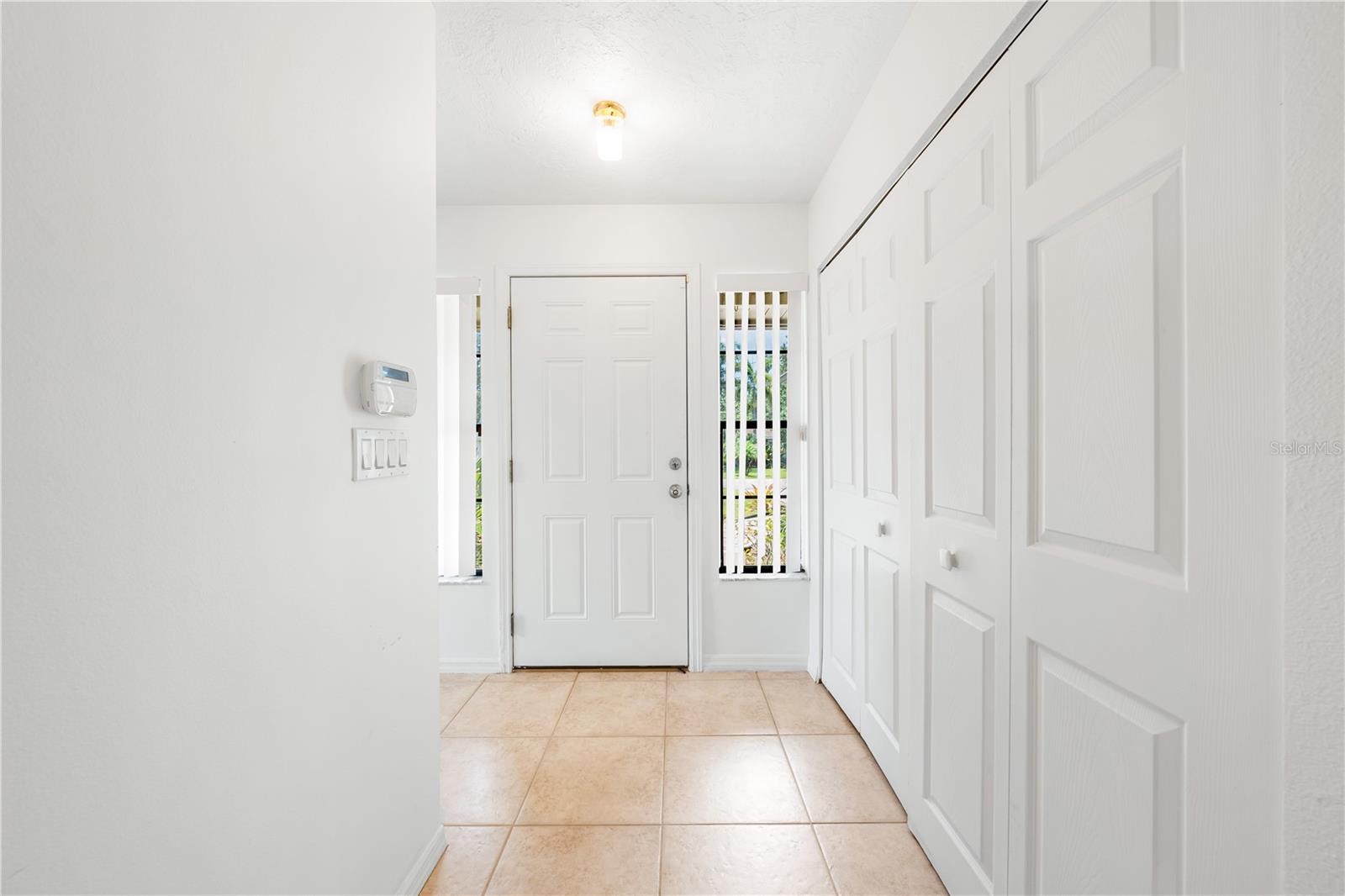Image 6 of 49 For 3709 Alden Way