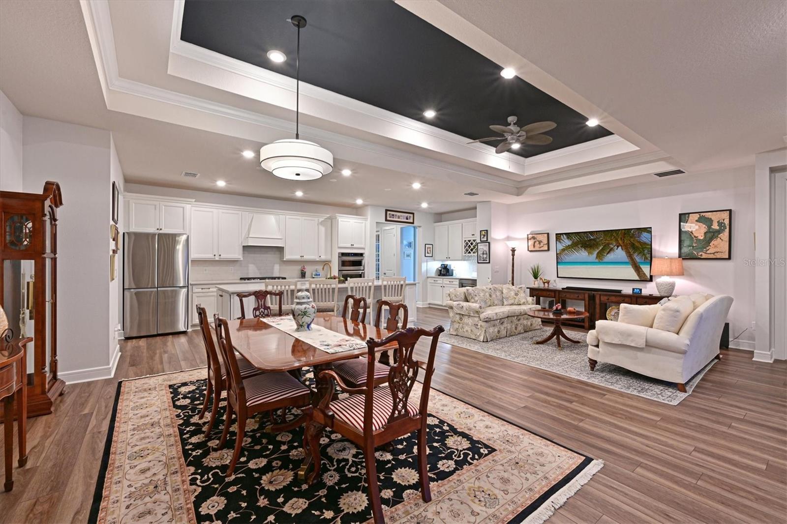 Image 17 of 63 For 8722 Backshore Lane
