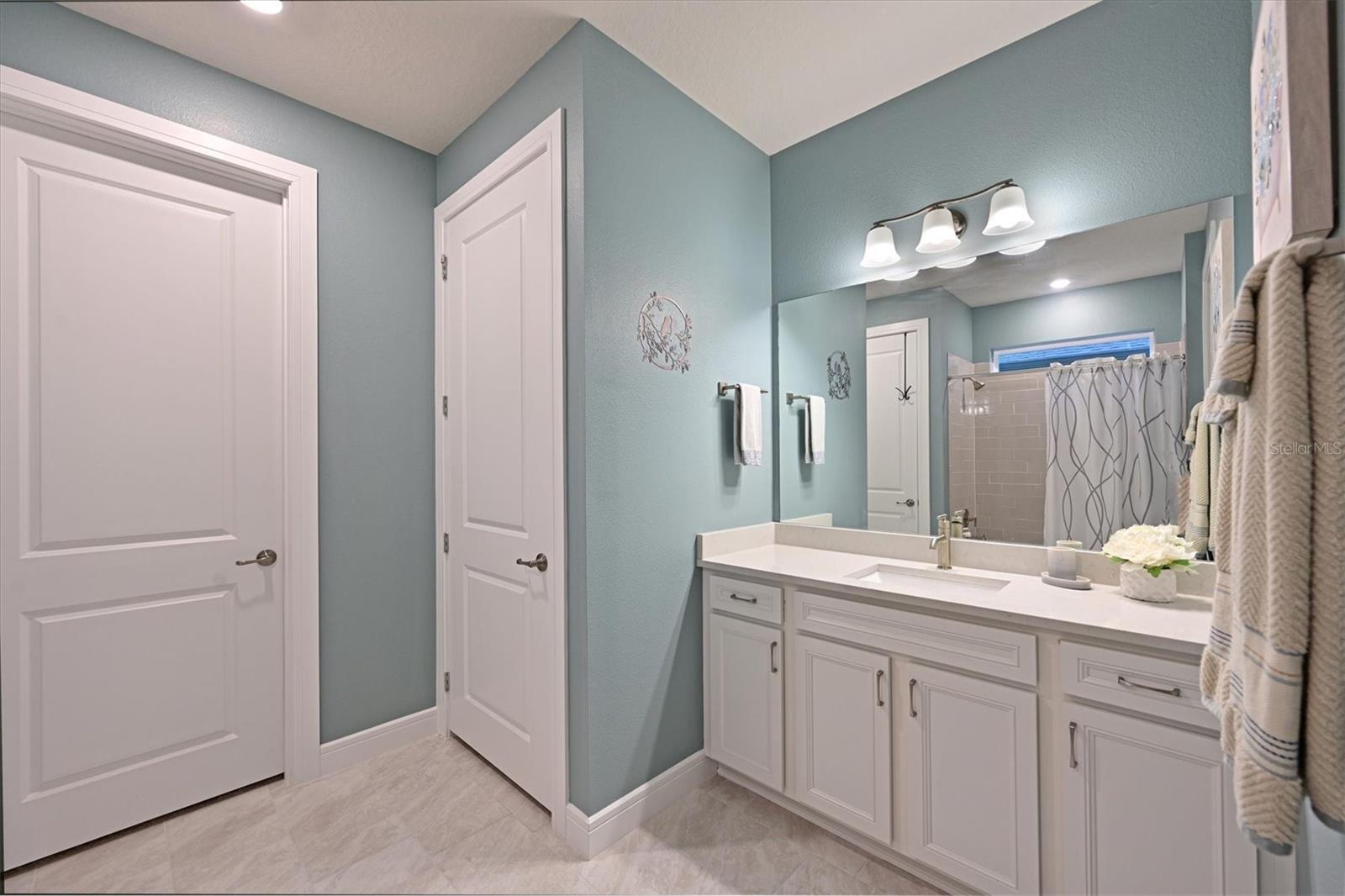 Image 25 of 63 For 8722 Backshore Lane