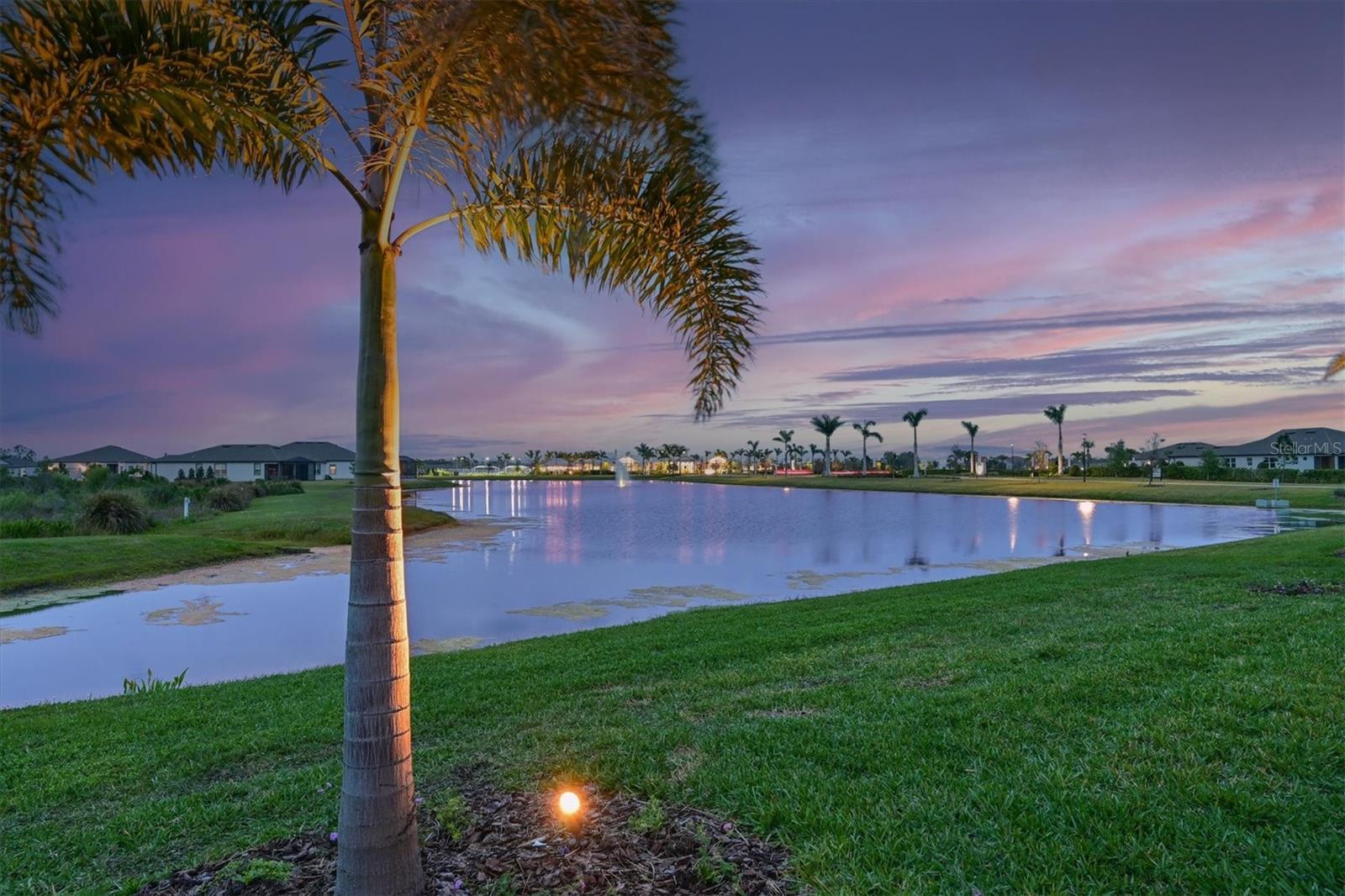 Image 37 of 63 For 8722 Backshore Lane