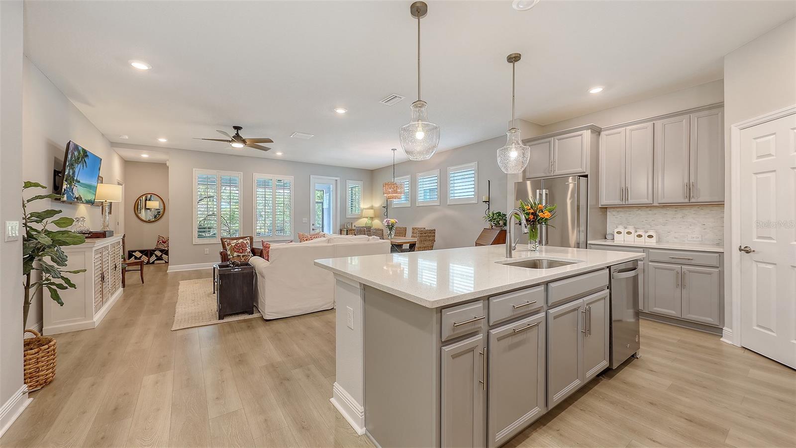 Image 14 of 51 For 8110 Trimbelle Terrace