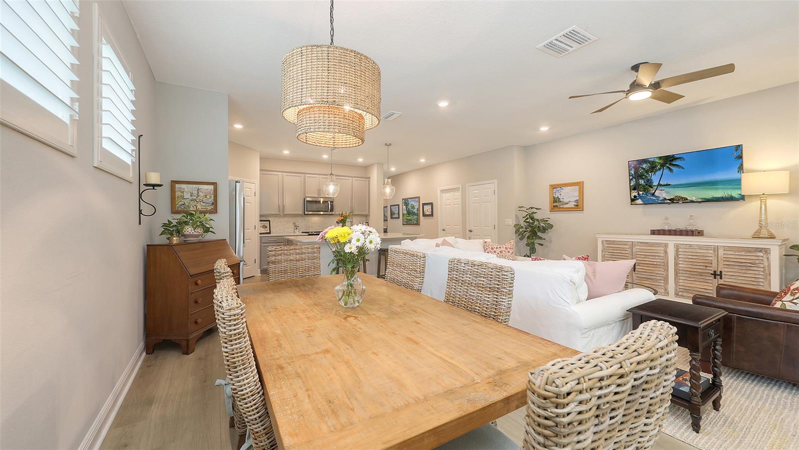 Image 21 of 51 For 8110 Trimbelle Terrace