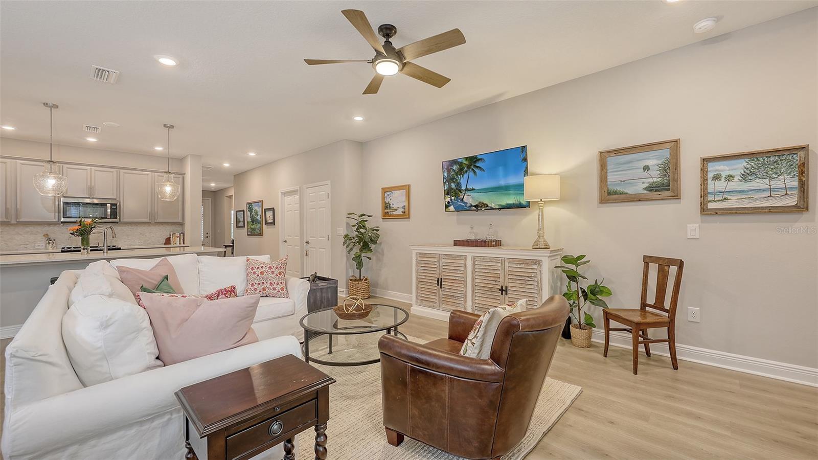 Image 7 of 51 For 8110 Trimbelle Terrace