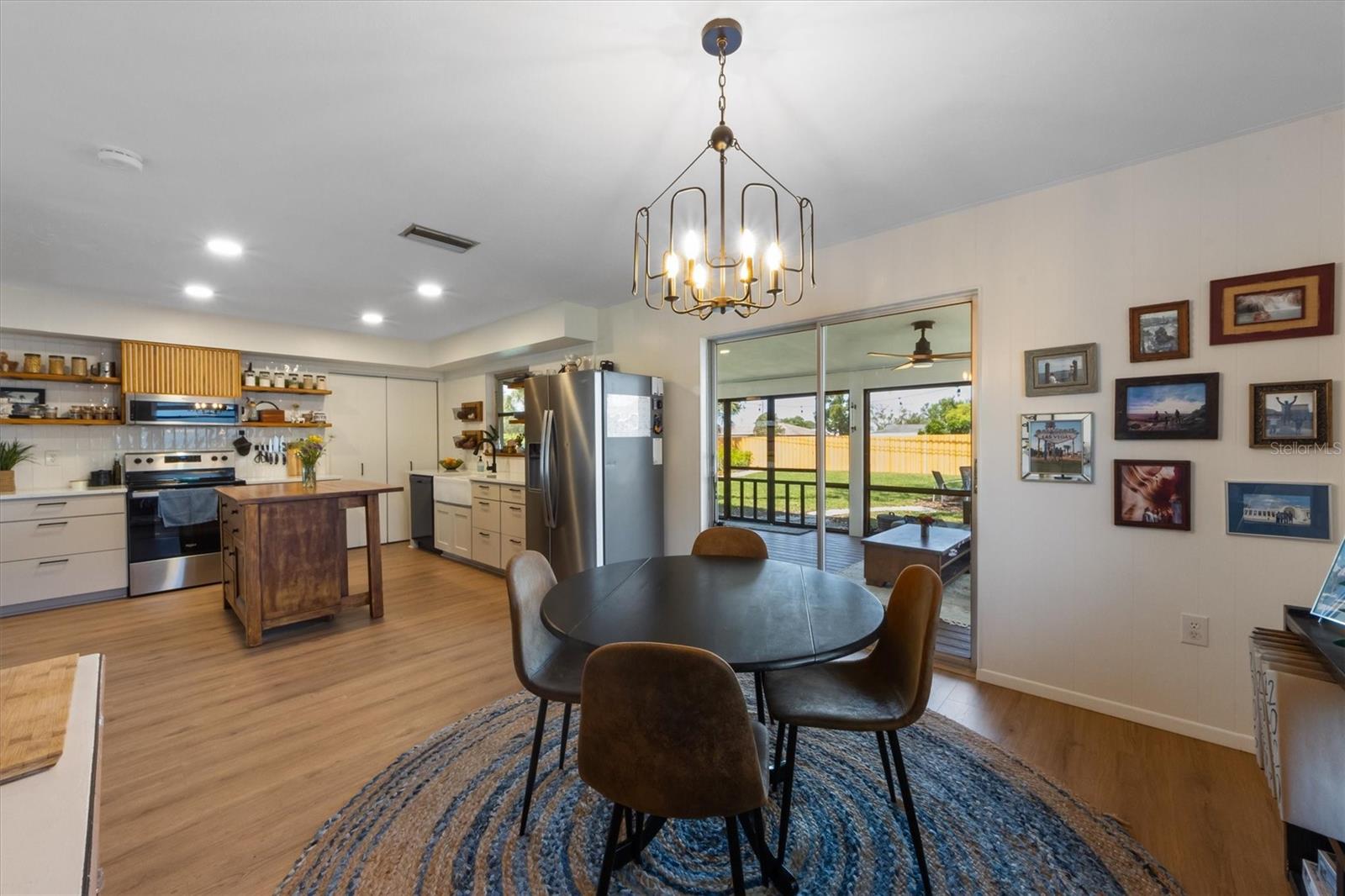 Image 12 of 44 For 5704 2nd Avenue Drive Nw