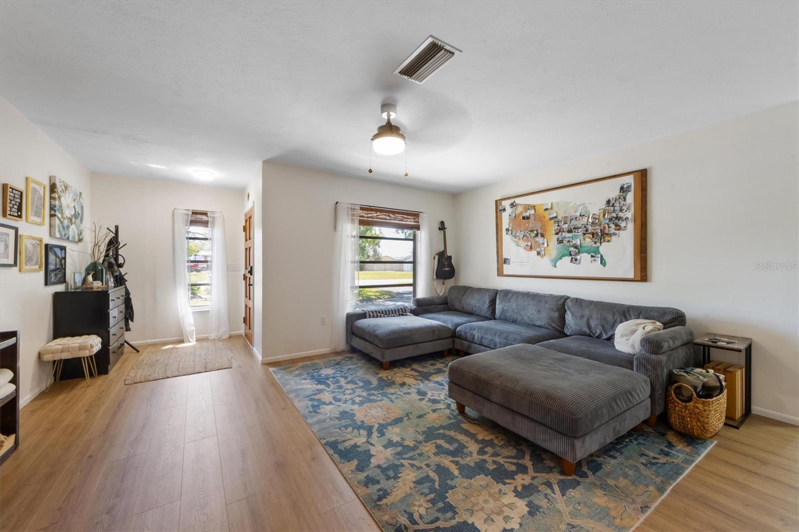 Image 5 of 44 For 5704 2nd Avenue Drive Nw