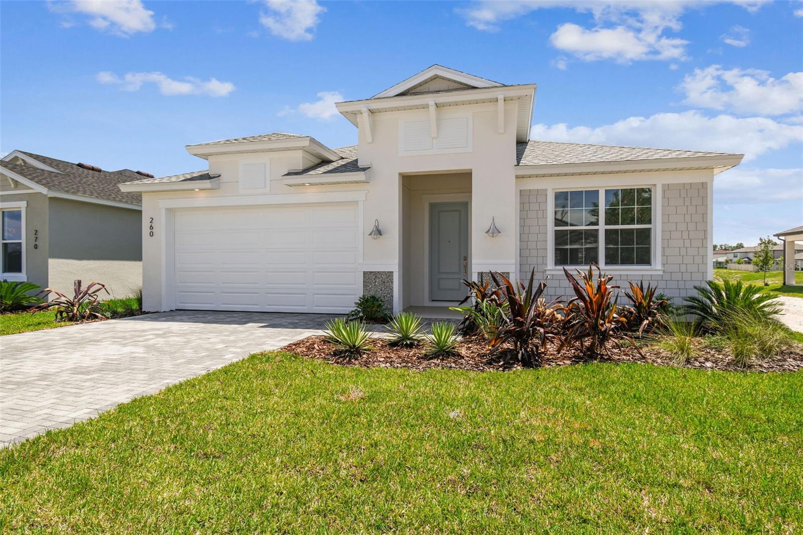 Image 5 of 90 For 260 Hillshire Place