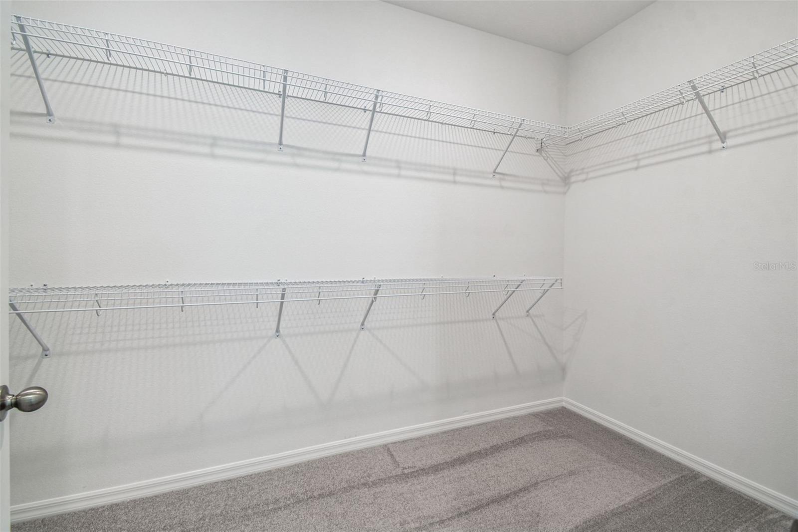 Image 60 of 90 For 260 Hillshire Place